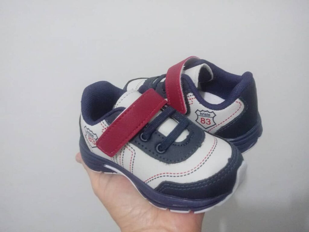 Tênis Infantil com Velcro - Krisle