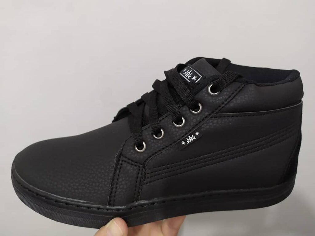 Tênis Jeans Preto Cano alto