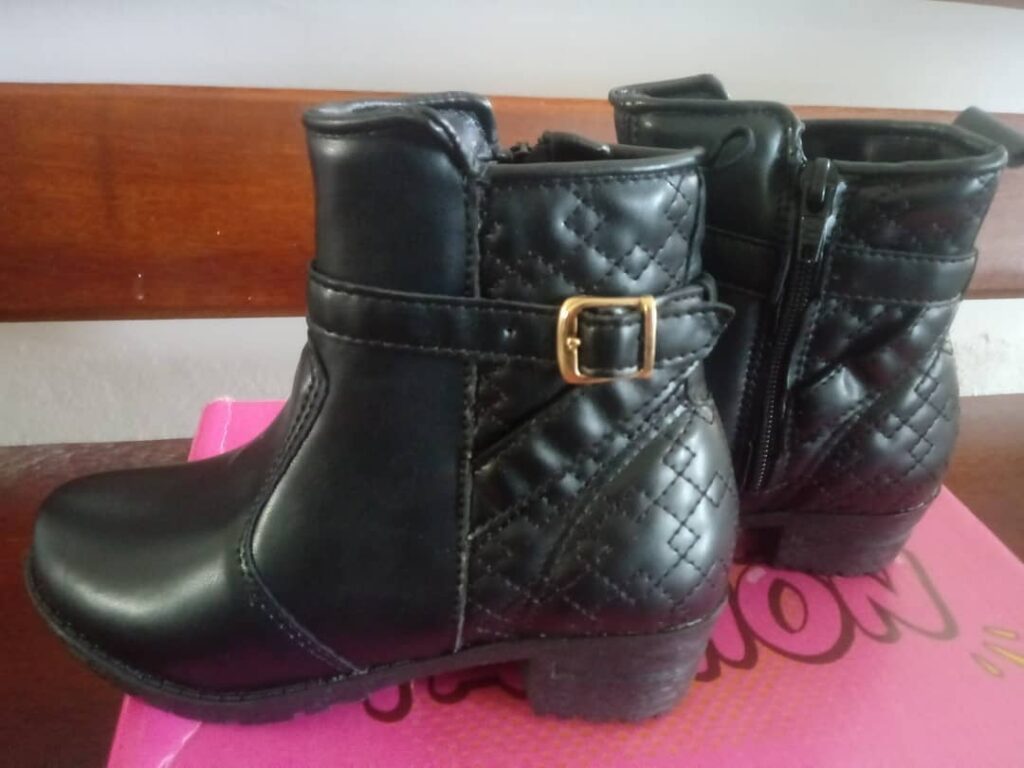 Bota Fashion Infantil montaria cano curto