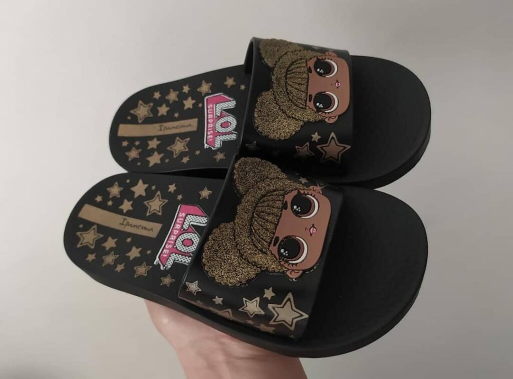 Chinelo Slide Ipanema LOL SURPRISE