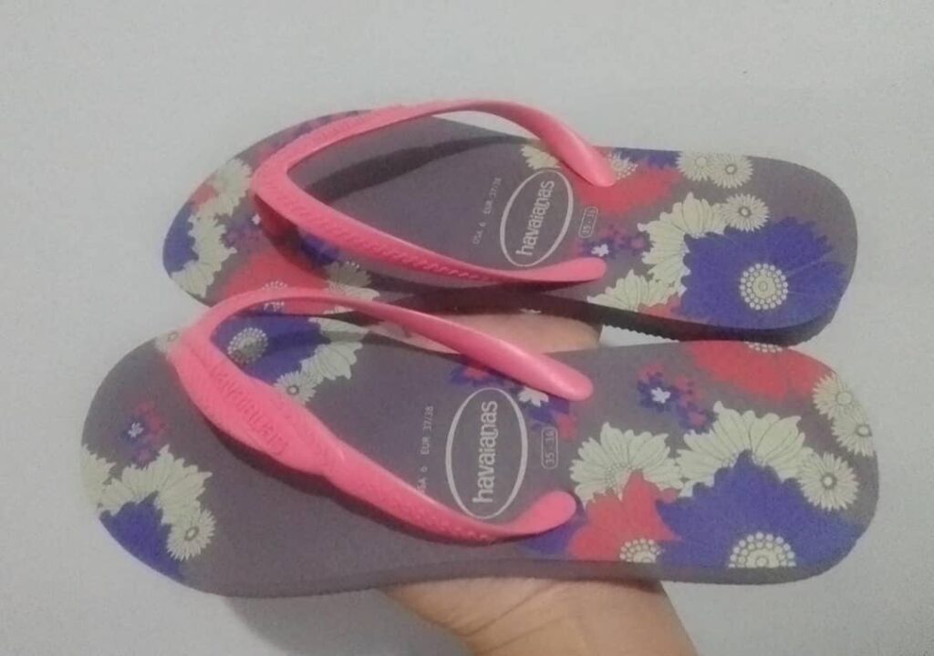 Chinelo Havaianas Fantasia Romântica Floral