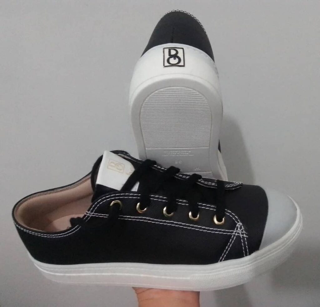 Tênis Casual Bebecê Rock in Rio Liso Preto
