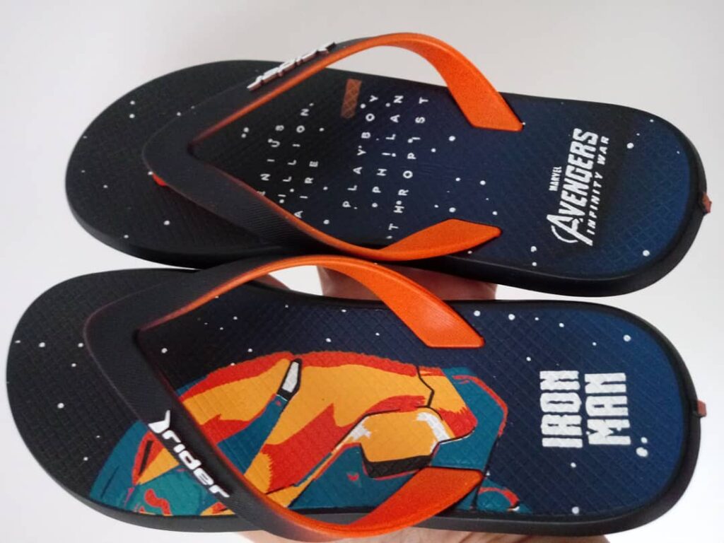 Chinelo Rider Os Vingadores - Homem de Ferro