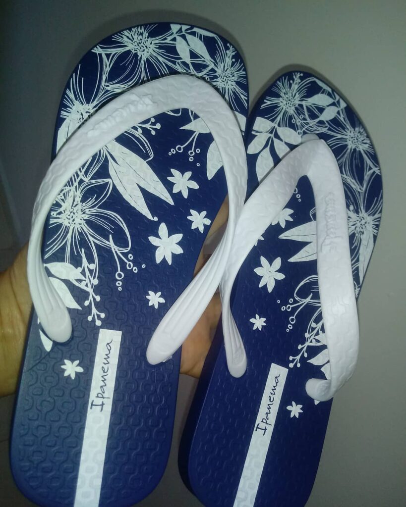Chinelo Ipanema Happy Flores